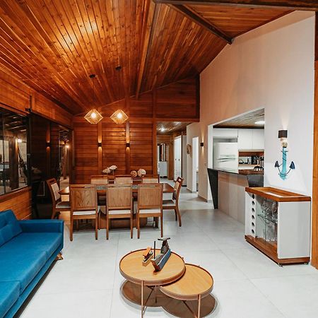 Casadecastelhanos, Quadra Do Mar De Castelhanos, 4 Suites Com Ar, Churrasqueira, Piscina, Hidromassagem, Cozinha Integrada Gourmet Ideal Para Familia E Amigos アンシエタ エクステリア 写真