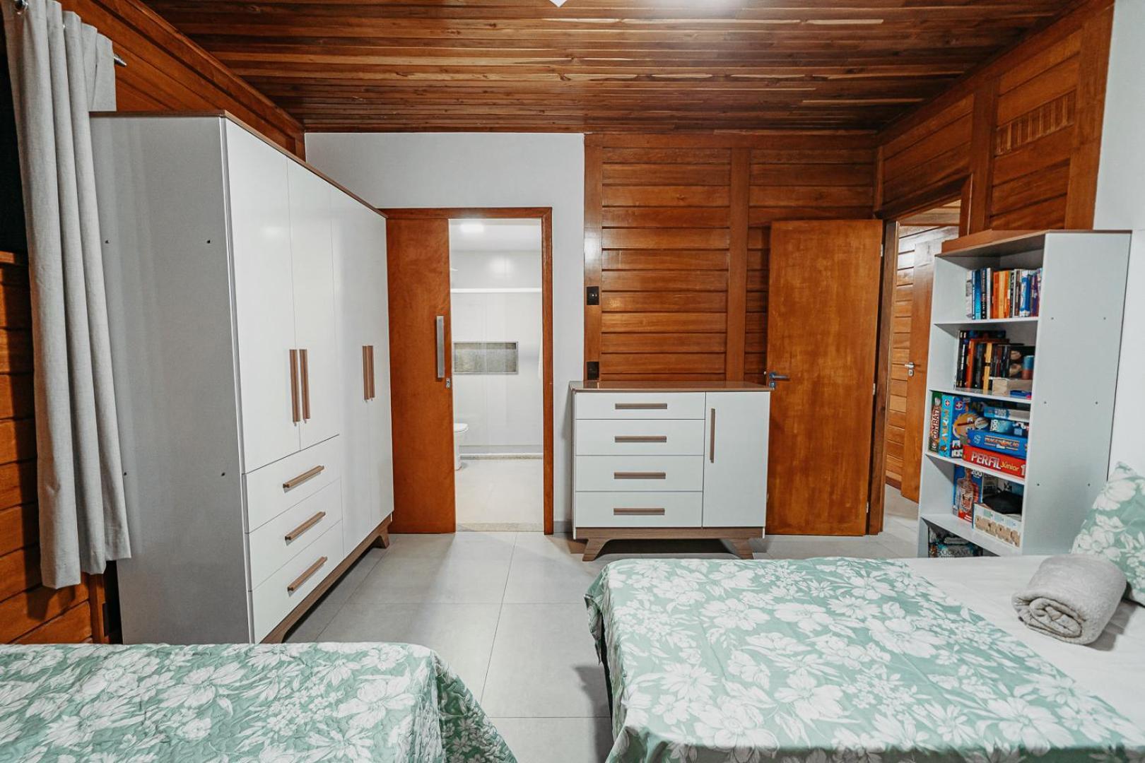 Casadecastelhanos, Quadra Do Mar De Castelhanos, 4 Suites Com Ar, Churrasqueira, Piscina, Hidromassagem, Cozinha Integrada Gourmet Ideal Para Familia E Amigos アンシエタ エクステリア 写真