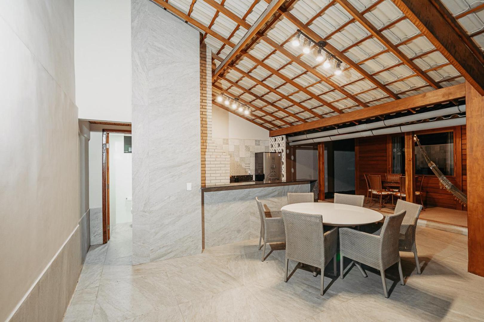 Casadecastelhanos, Quadra Do Mar De Castelhanos, 4 Suites Com Ar, Churrasqueira, Piscina, Hidromassagem, Cozinha Integrada Gourmet Ideal Para Familia E Amigos アンシエタ エクステリア 写真