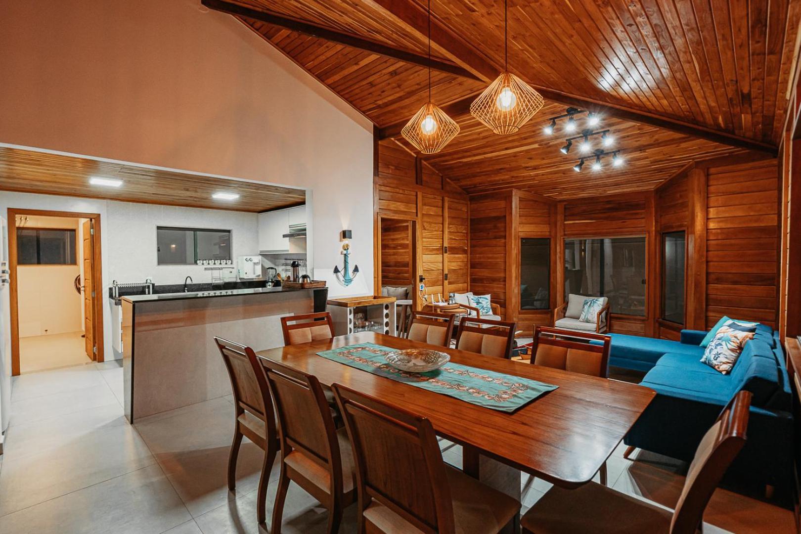 Casadecastelhanos, Quadra Do Mar De Castelhanos, 4 Suites Com Ar, Churrasqueira, Piscina, Hidromassagem, Cozinha Integrada Gourmet Ideal Para Familia E Amigos アンシエタ エクステリア 写真