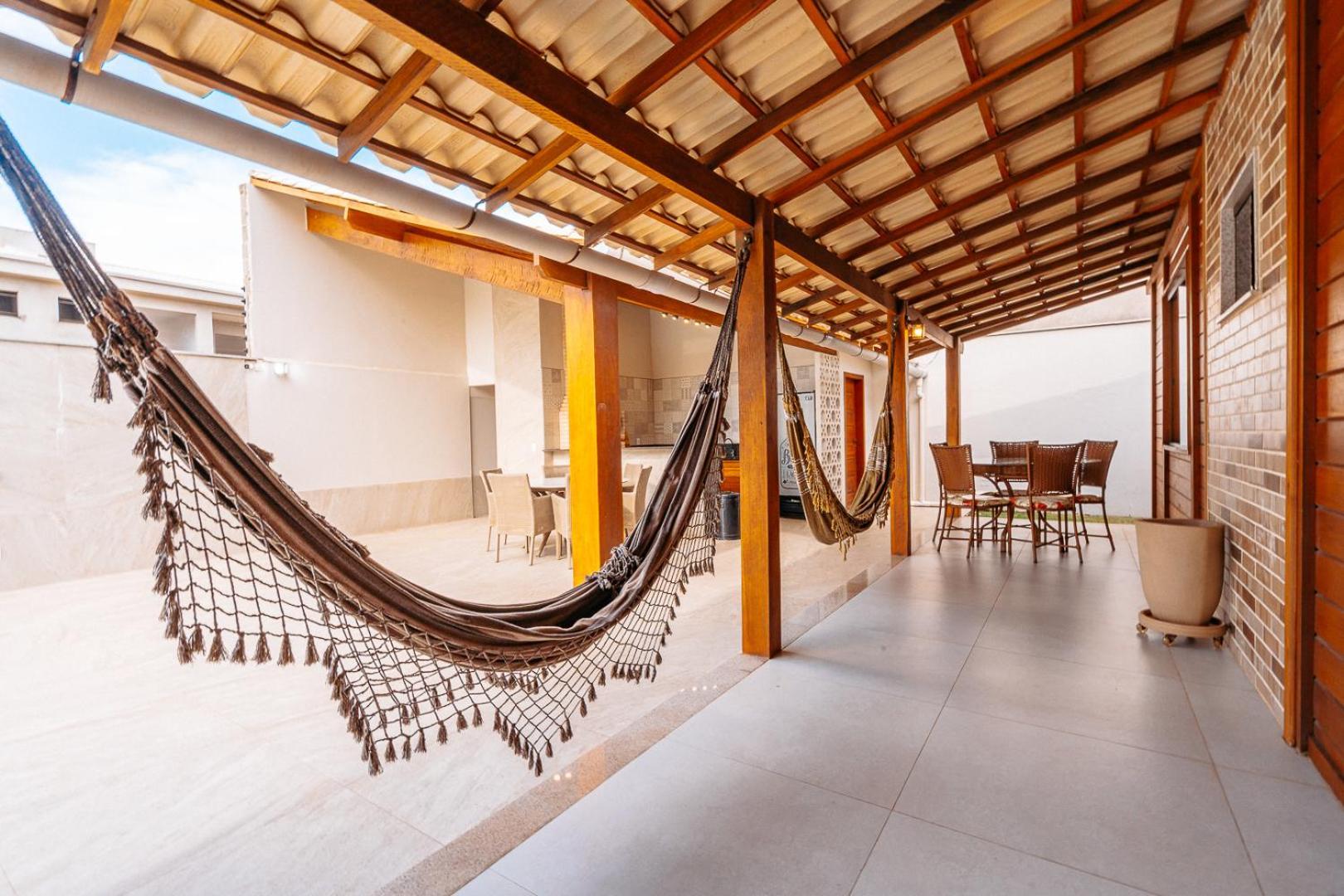 Casadecastelhanos, Quadra Do Mar De Castelhanos, 4 Suites Com Ar, Churrasqueira, Piscina, Hidromassagem, Cozinha Integrada Gourmet Ideal Para Familia E Amigos アンシエタ エクステリア 写真