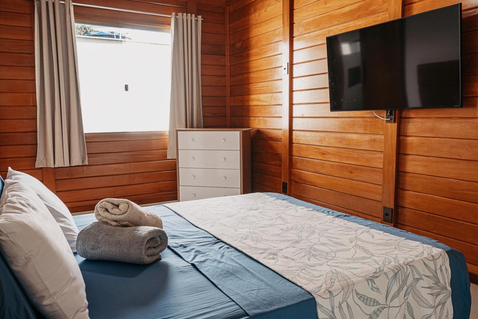 Casadecastelhanos, Quadra Do Mar De Castelhanos, 4 Suites Com Ar, Churrasqueira, Piscina, Hidromassagem, Cozinha Integrada Gourmet Ideal Para Familia E Amigos アンシエタ エクステリア 写真